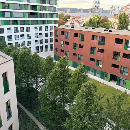 2 Bedroom With Great Location And Air Conditioning And Parking Appartement