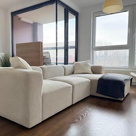 Apartamento 2 Bedroom With Great Location And Air Conditioning And Parking Bratislava